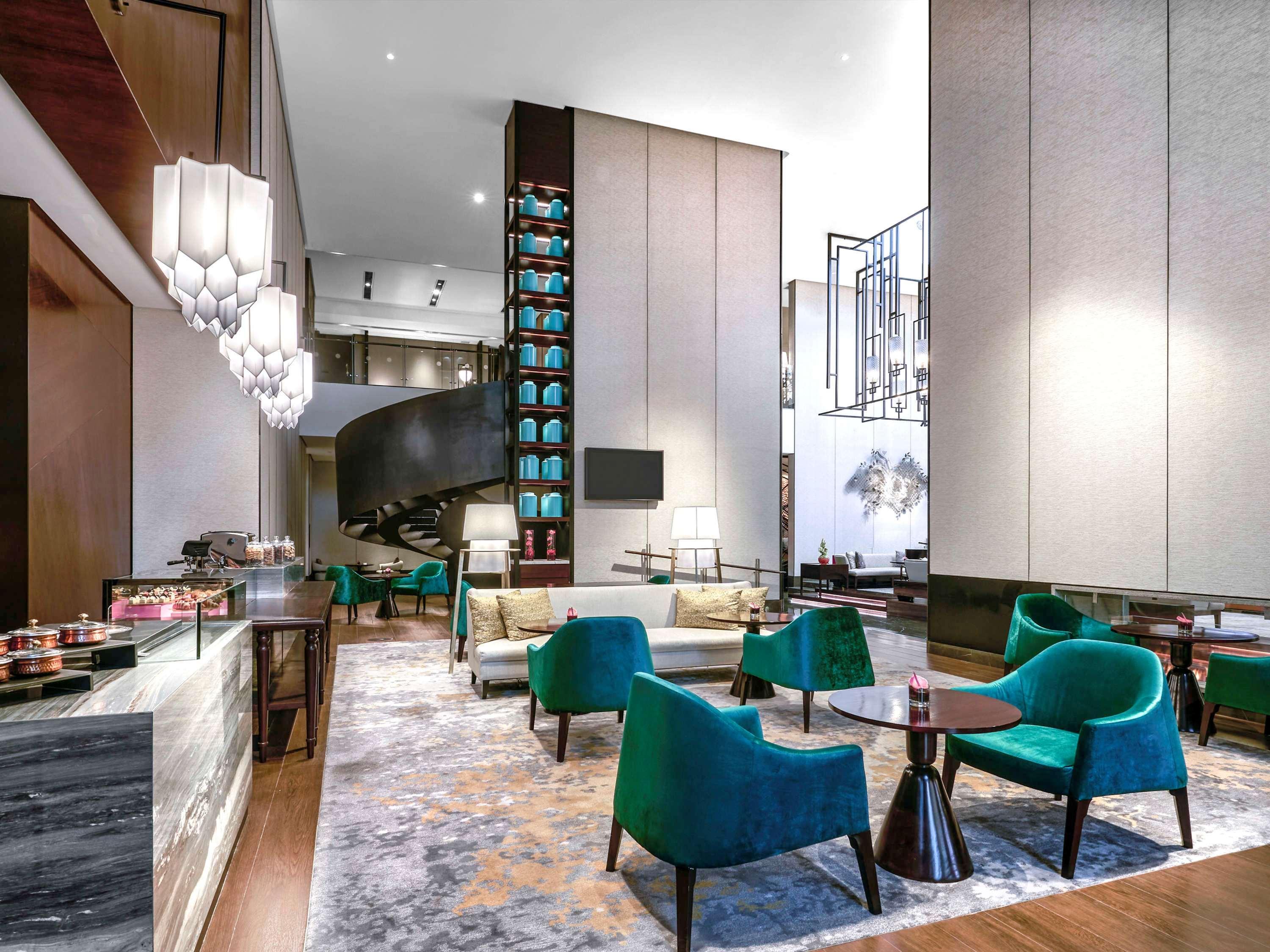 Pullman Bandung Grand Central Exterior foto